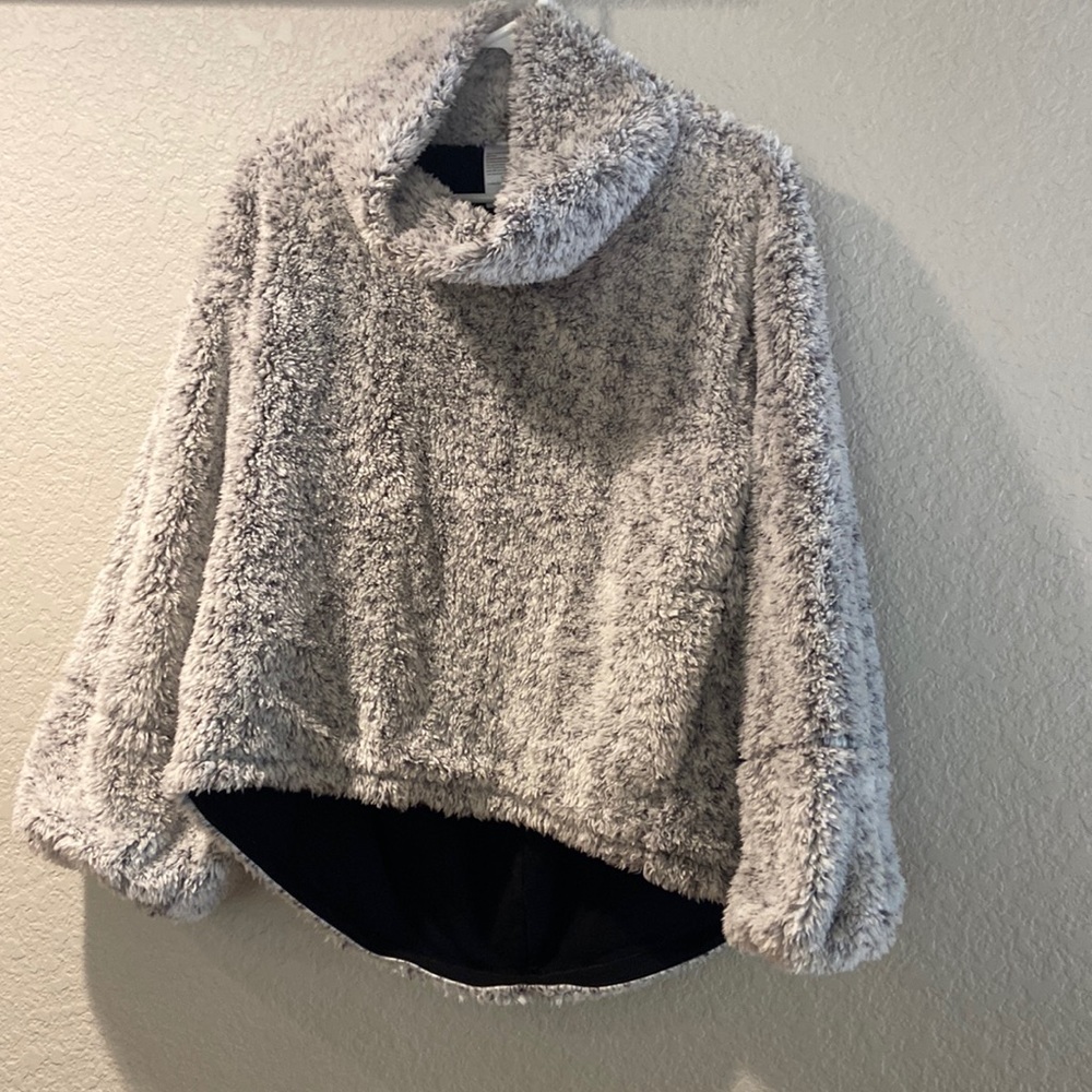 Lululemon Sherpa Pullover